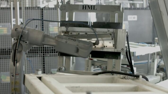 Újabb egészségipari fejlesztések indulhatnak el - Budai Híradó 2021. április 30.