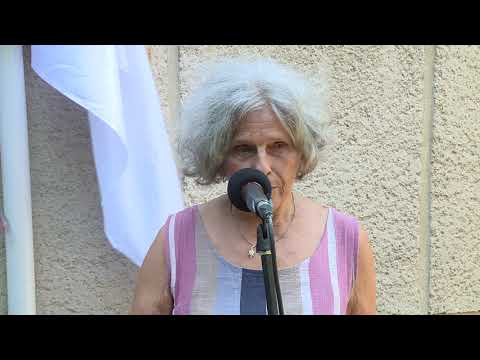 Emléktábla avatás – Csete Györgynek és Csete Ildikónak állítottak emléket a Nárcisz utcában