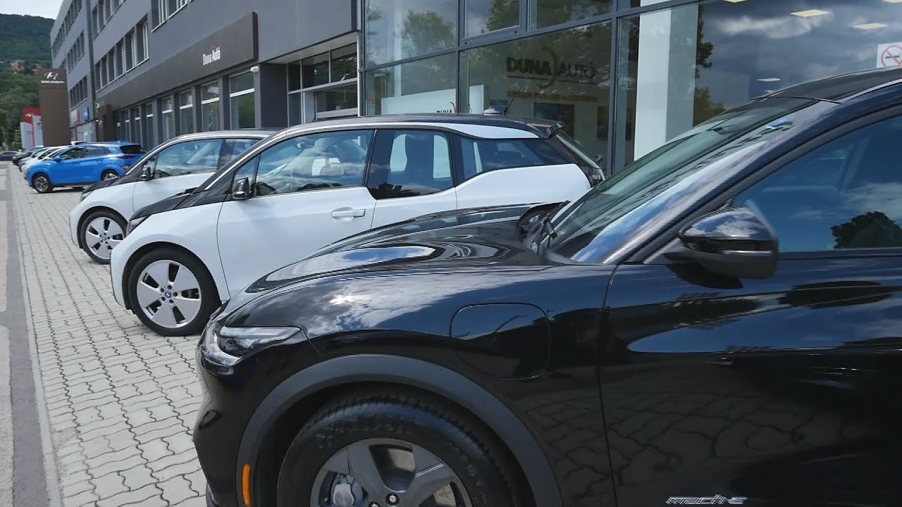 Magánszemélyek és cégek is támogatást kapnak az elektromos autók megvásárlásához