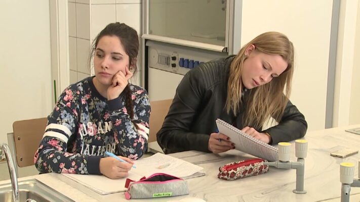 Vasárnapig lehet jelentkezni a pótfelvételi eljárásban a főiskolára, egyetemre