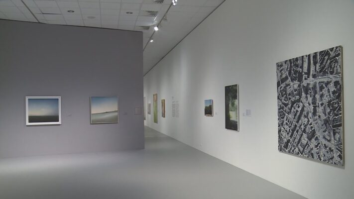 Gerhard Richter első budapesti életmű kiállítása eddig soha nem látott friss alkotásokat is bemutat