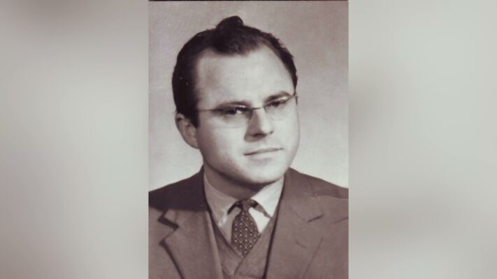 Emléktáblát avattak Skrapits Lajos egykori otthonánál a 12. kerületben.