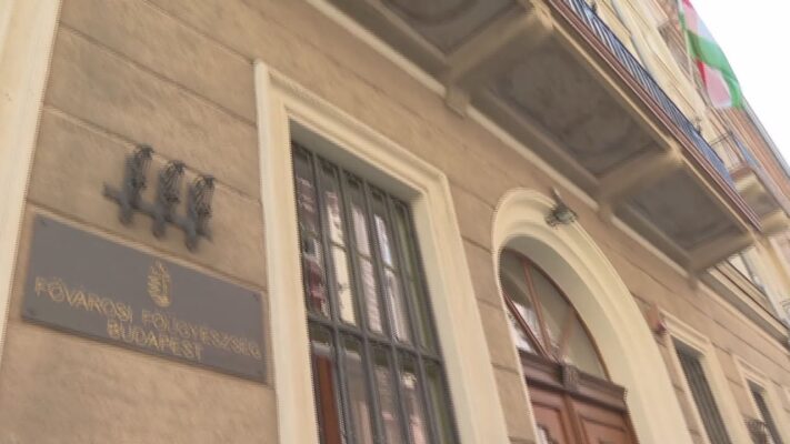 Garázdaság a Széll Kálmán téren- a vádlottak közt két fiatalkorú elkövető