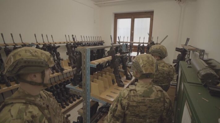 Honvédelem- lakossági fórumot tartottak a Hegyvidéki Kulturális Szalonban