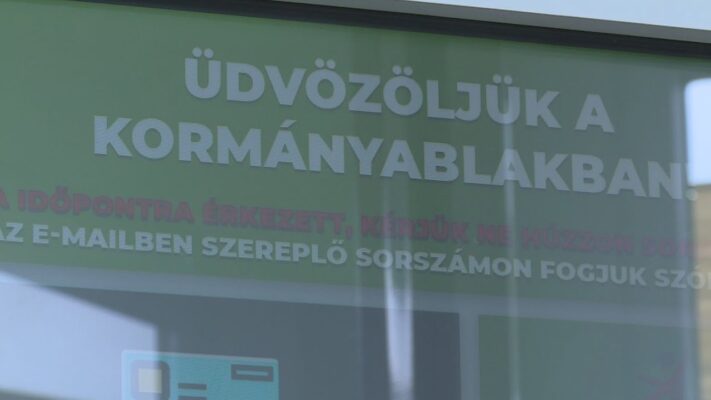 Átadták a felújított hűvösvölgyi kormányablakot