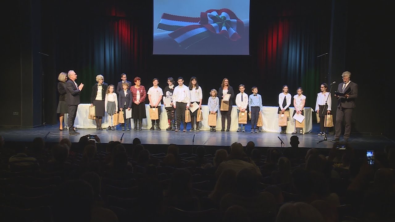 Kitüntették a kerületi értékek oltalmazóit és a legeredményesebb sportoló fiatalokat