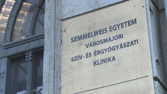 Új kutató laboratóriumot és nyiroksebészeti műtőt adtak át a városmajori szívklinikán