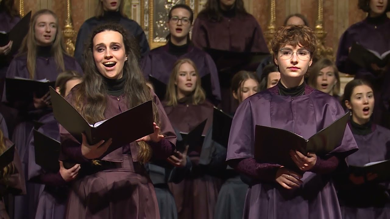 A covid árvák javára rendezett jótékonysági koncertet az Angelica Leánykar