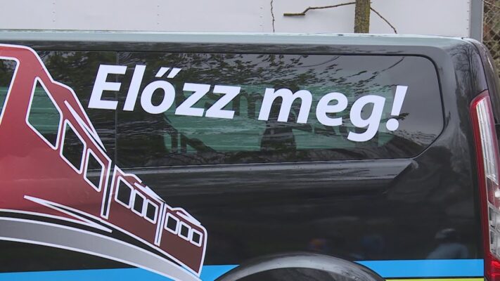 Közel 1200-an próbálták megelőzni a fogaskerekűt a hétvégén