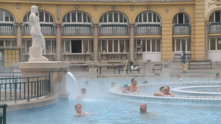 Fokozatos nyitásra készülnek a budapesti fürdők