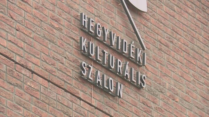 Nagyvilági kalandozások szalonlátogatók számára