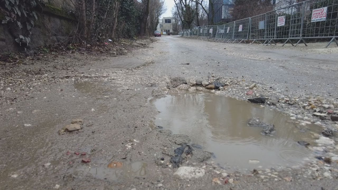 iden folytatjak a tavaly elkezde