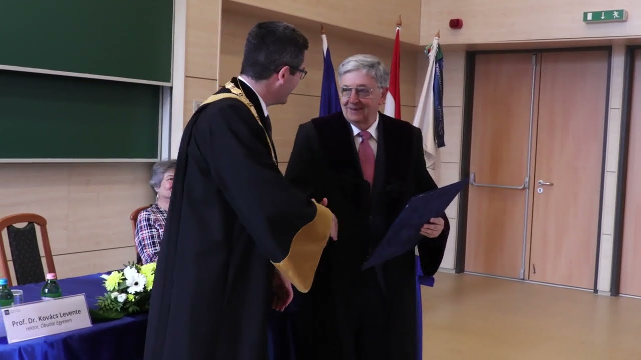doctor honoris causa professzor
