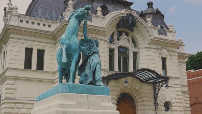 a budai muzeumokban is rengeteg