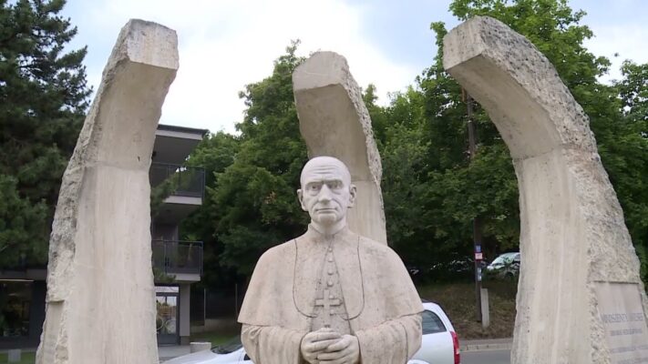 velunk elo mindszenty