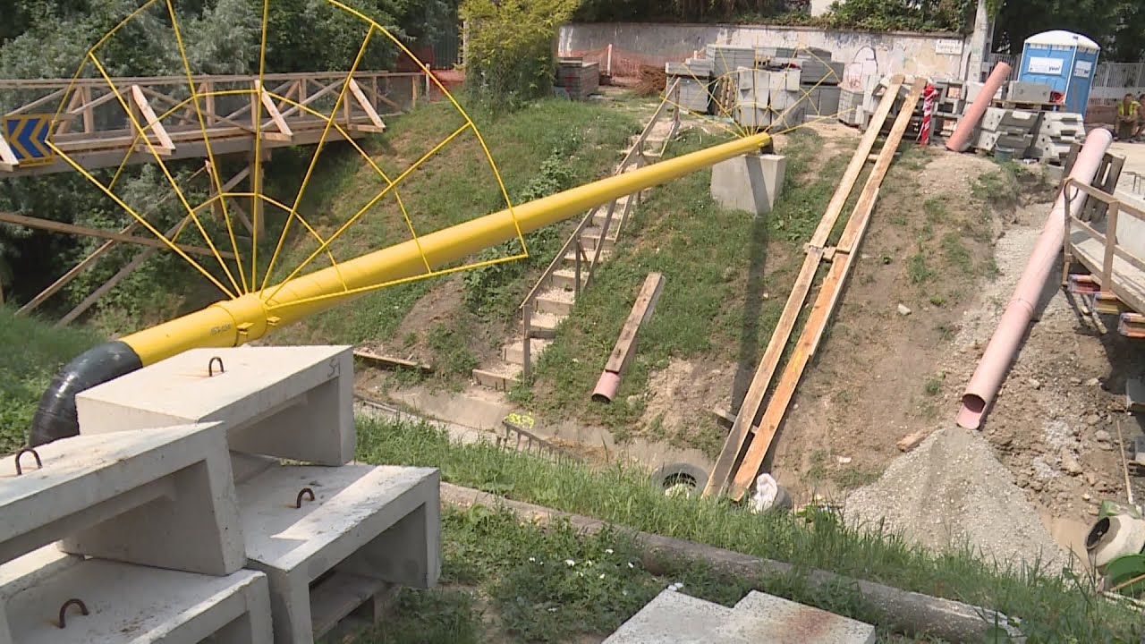 a tervek szerint szeptember koze