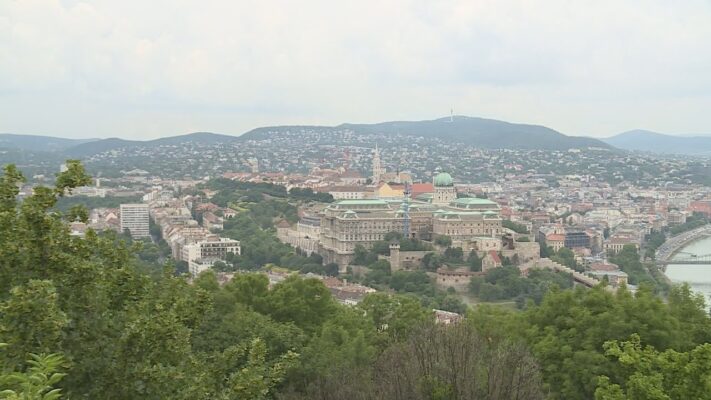 75 millio forintra palyazhatnak