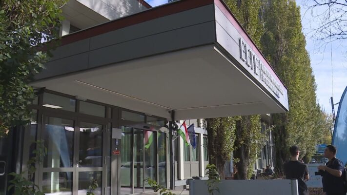 megujult a marton aron szakkolle