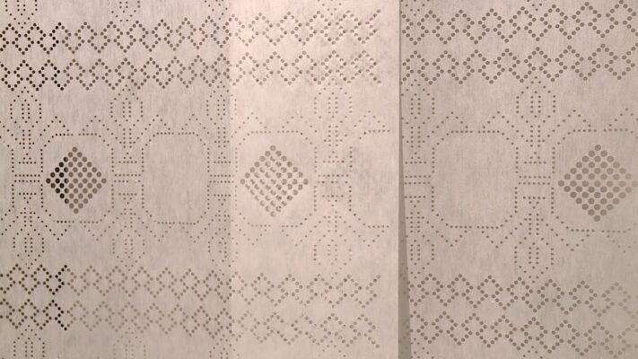 kulonleges textil es hanginstall