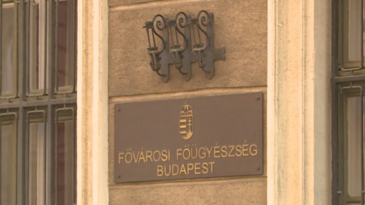 szerelemfeltes kessel tamadt fer