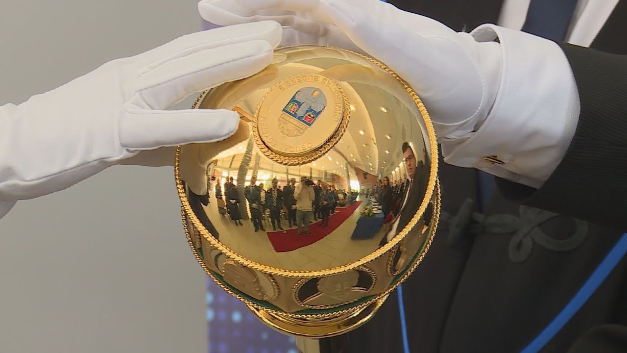 doktorokat avattak az obudai egy