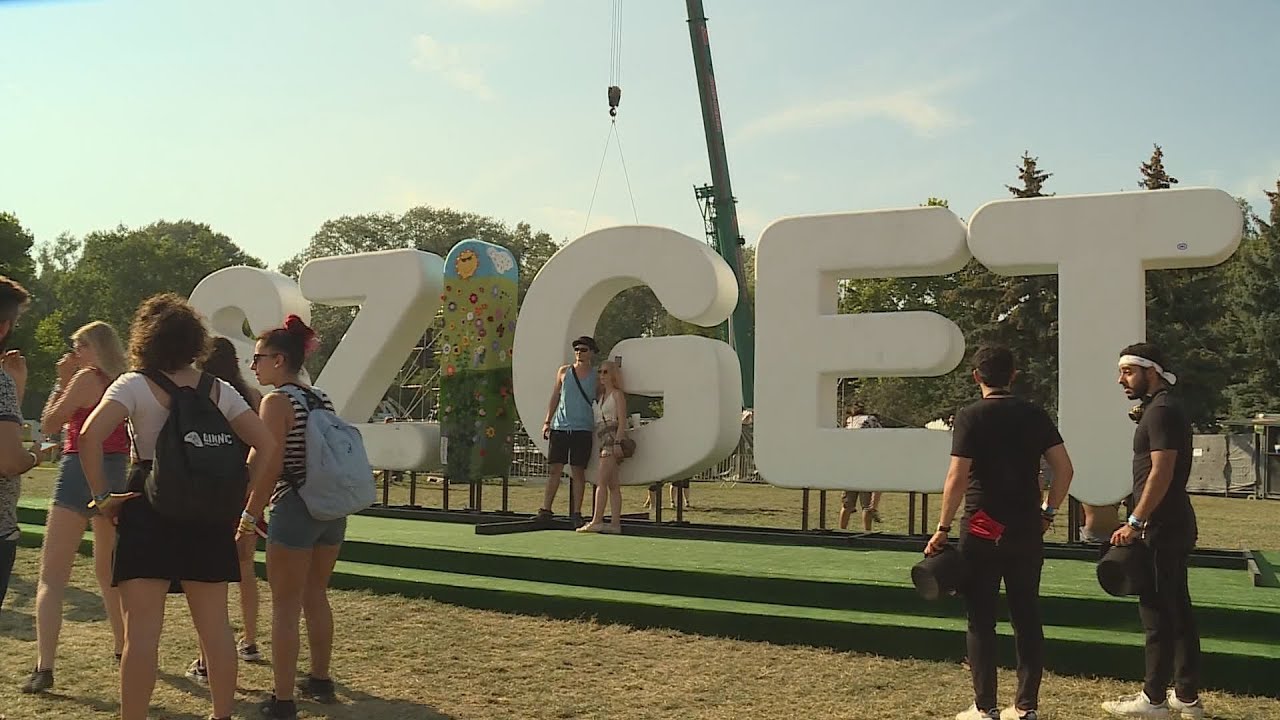 kiemelt nevek es vilagsztarok az