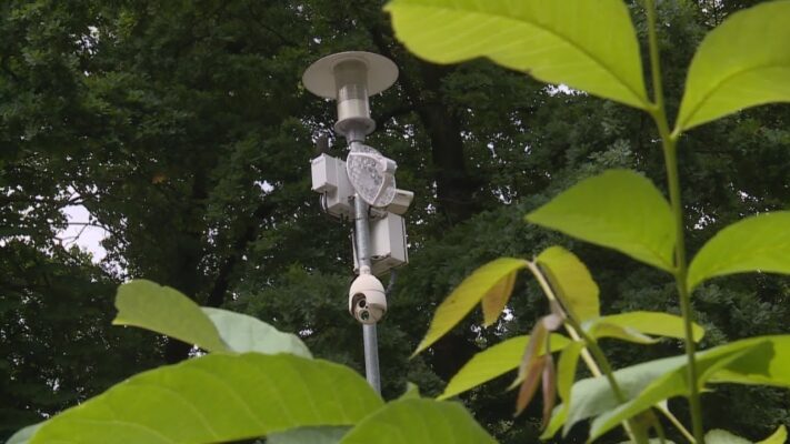 zajszint mero szenzorokat telepi