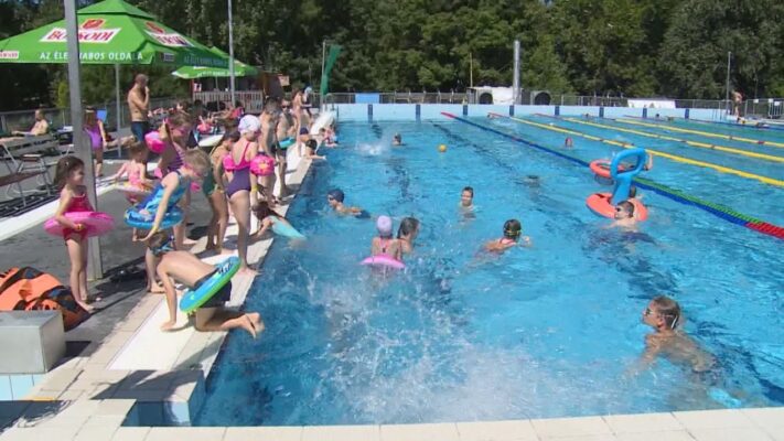 a hegyvideki gyerekek a vakacio