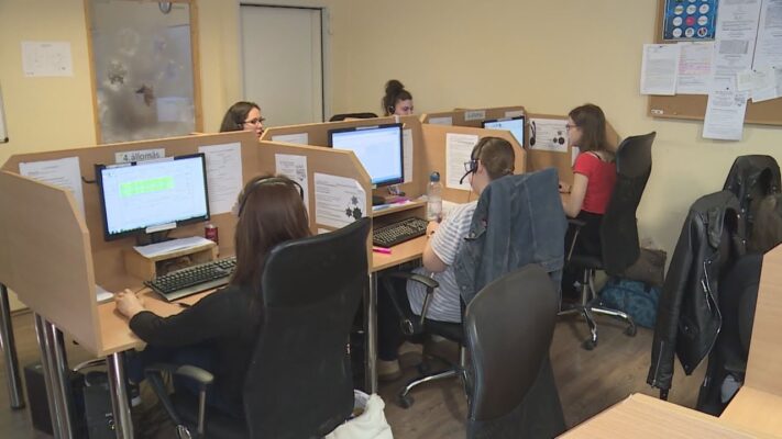 specialis diakfoglalkoztatas