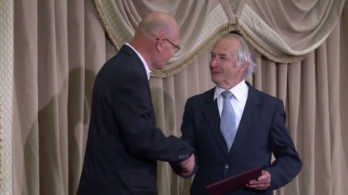 a magyar muveszeti akademia elis