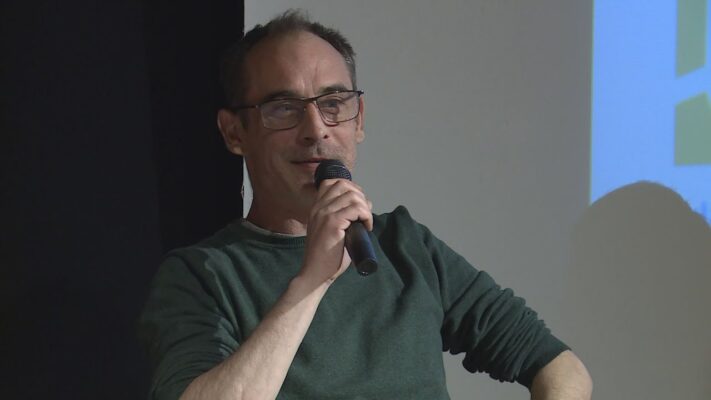 kommentar nelkul talalkozz a pol