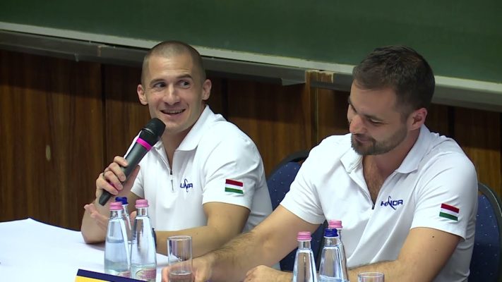 kommentar nelkul kerekasztal bes