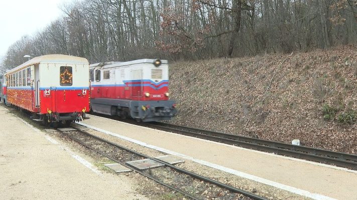 a mav 300 millio forintot fordit